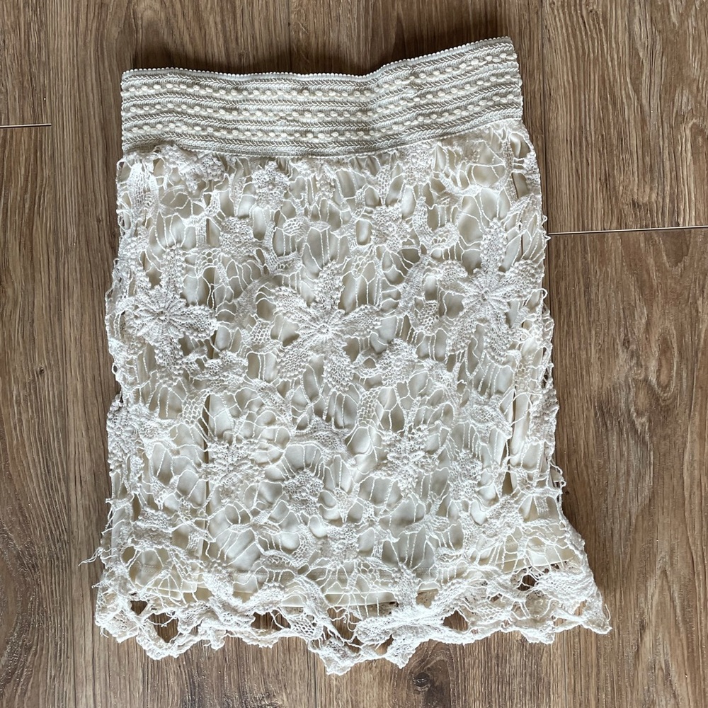 Women's Skirt, crochet detail
